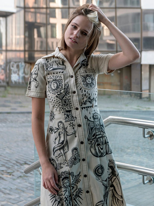 DRESS DRAWN BY HAND //// SINGLE PIECE ON ORDER – vêtement signé Queen Kong Gang, pièce artistique