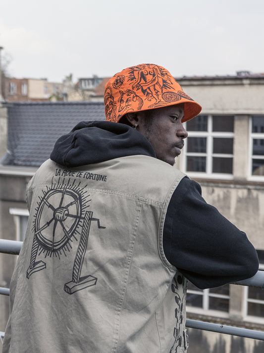 VETS DRAWN BY HAND //// SINGLE PIECE ON ORDER – vêtement signé Queen Kong Gang, pièce artistique